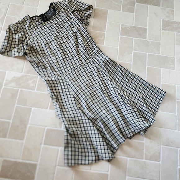 Reformation Plaid Dress With Petal Short Sleeves Small - Picture 4 of 11
